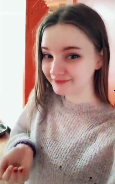 抖音小姐姐吃瓜,揭秘网络热点背后的故事