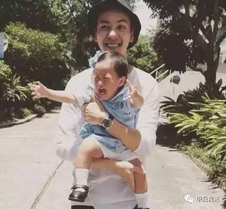 吃瓜拥抱,揭秘娱乐圈的甜蜜与苦涩