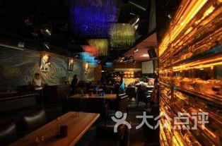 南宁酒吧吃瓜,热闹非凡的“吃瓜”现场，揭秘都市夜生活百态