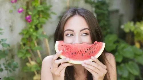 吃瓜小孩什么意思,网络热词背后的社会现象